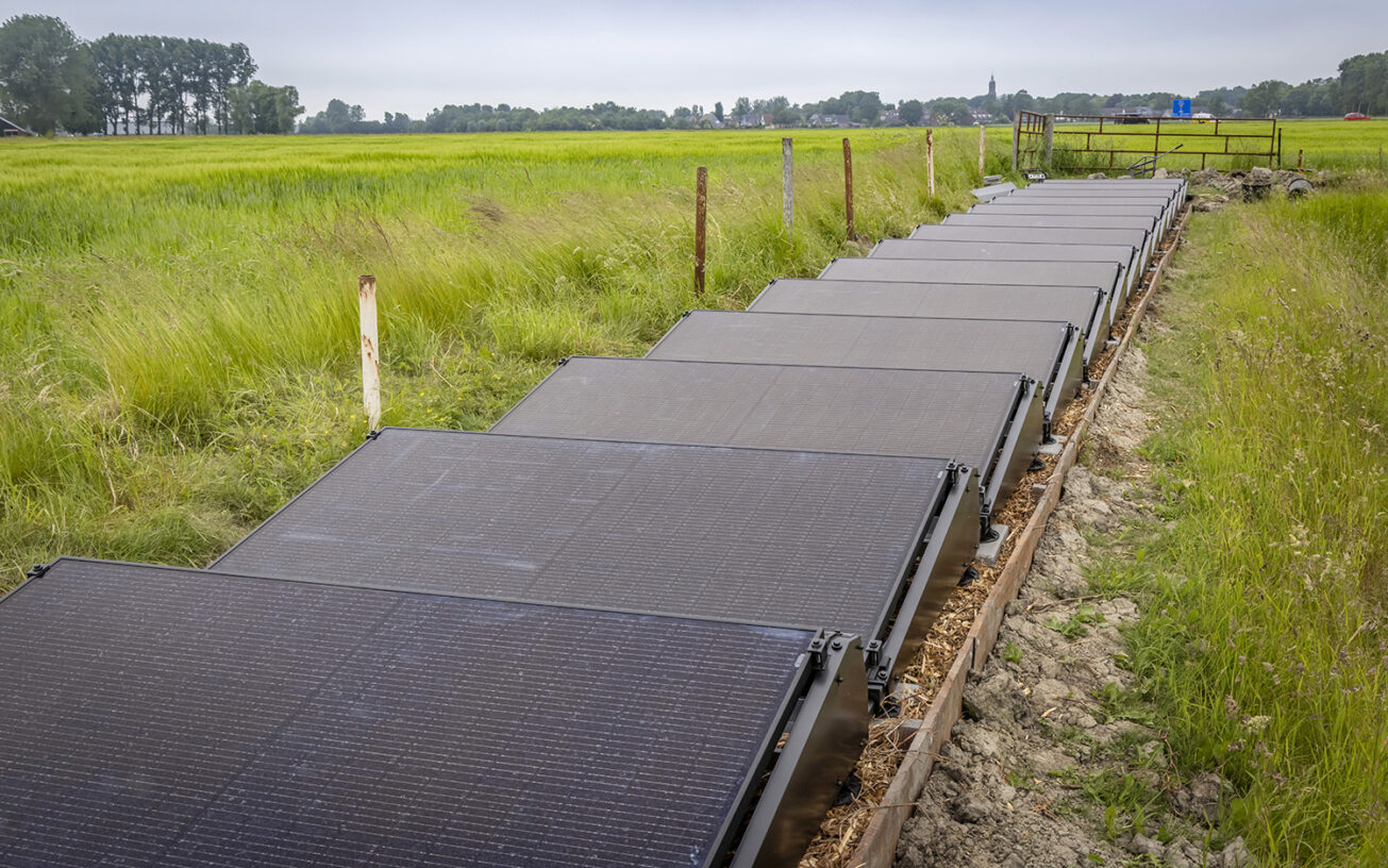 Zonnepanelen op de grond